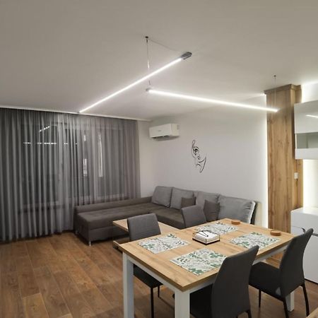 Diana Apartment Ruse Exterior foto